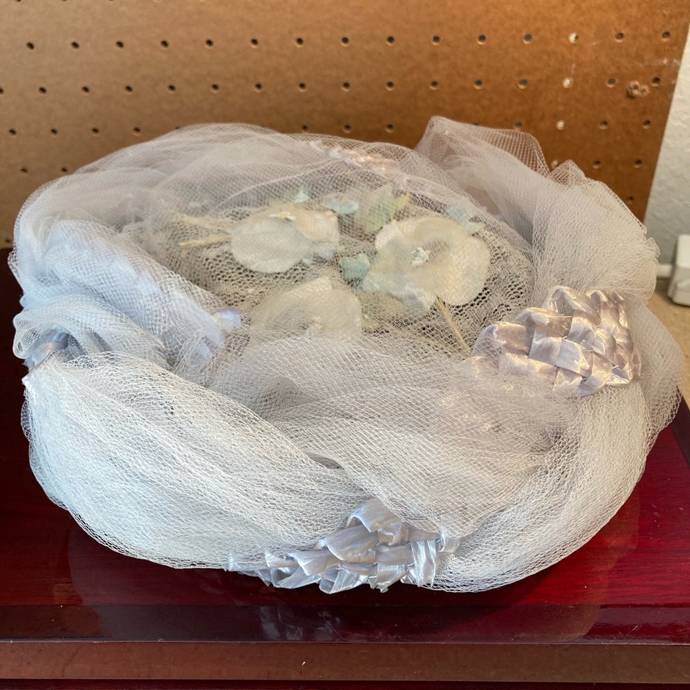 Vintage Ladies Elegant Pale Blue  Floral Hat with Tulle. Very old. Estate find.